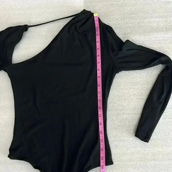 Astr Black One-Shoulder Bodysuit - Picture 12 of 12